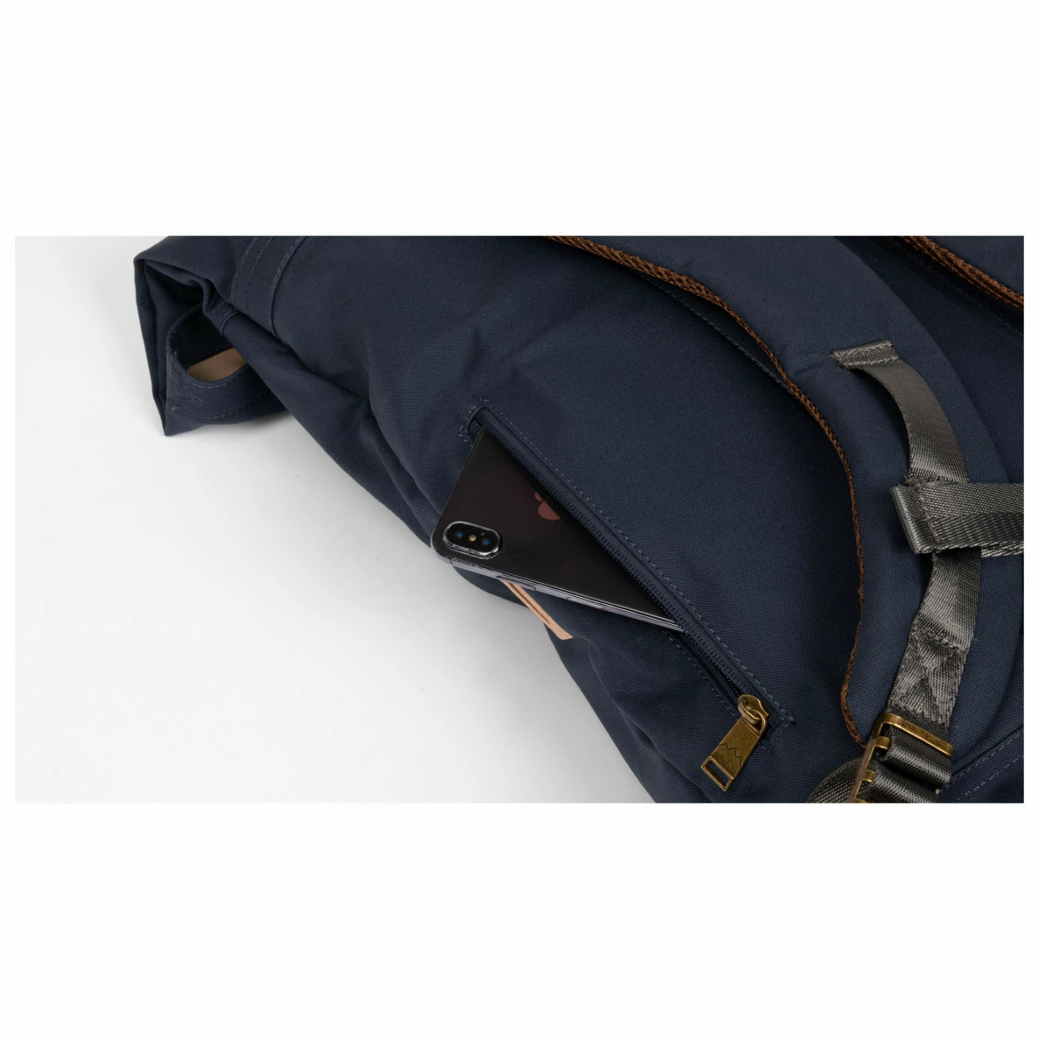 Doughnut Christopher 18 PFC Free Series - Daypack 9 Doughnut Christopher 18 PFC Free Series - Daypack - Image 7