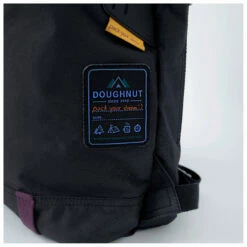 Doughnut Christopher Happy Camper 18 - Daypack 14 Doughnut Christopher Happy Camper 18 - Daypack -camping sale doughnut christopher happy camper 18 daypack detail 6