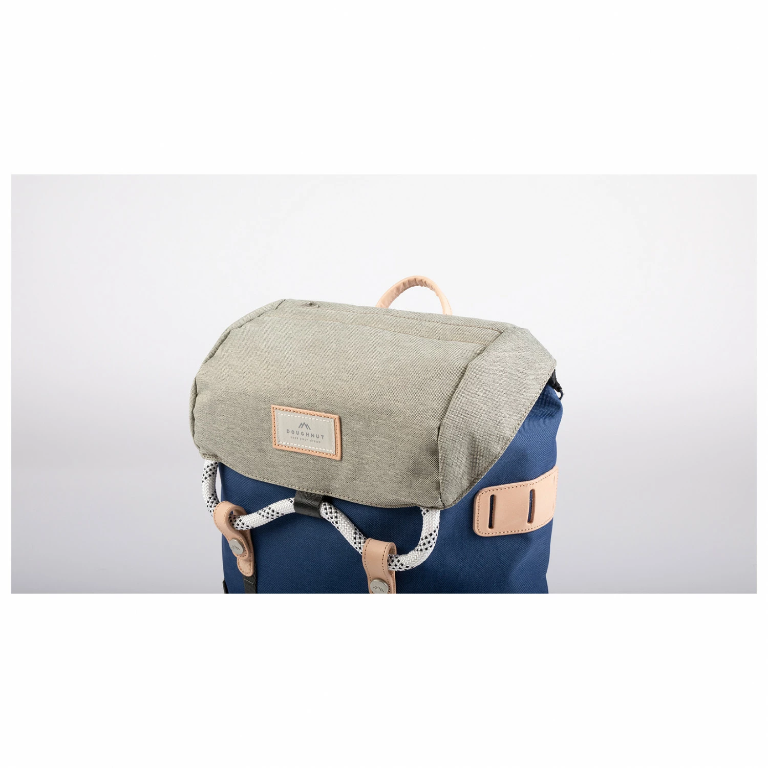 Doughnut Colorado Small 15 - Daypack 14 Doughnut Colorado Small 15 - Daypack - Image 12