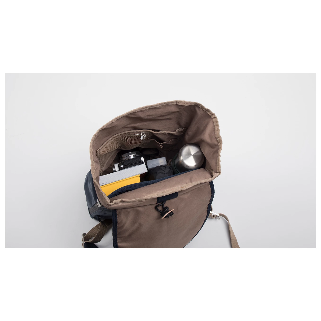 Doughnut Montana 17 - Daypack 14 Doughnut Montana 17 - Daypack - Image 12