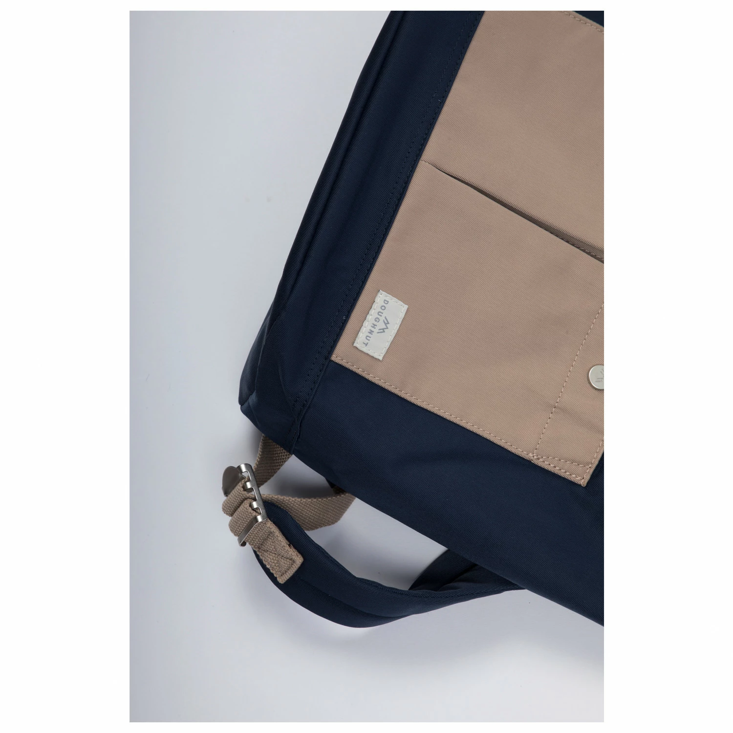 Doughnut Montana 17 - Daypack 8 Doughnut Montana 17 - Daypack - Image 6