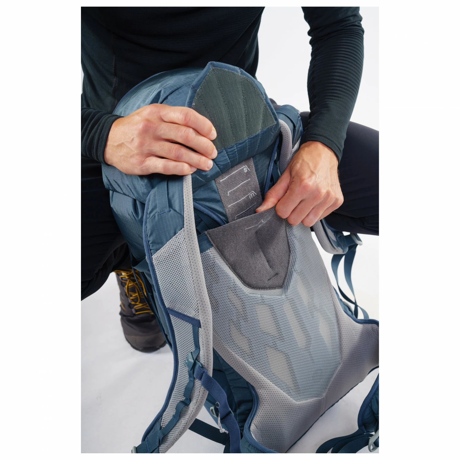 Montane Azote 32 - Walking Backpack 9 Montane Azote 32 - Walking Backpack - Image 7