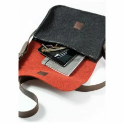 Mezzo - Shoulder Bag -camping sale mufflon mezzo shoulder bag detail 2