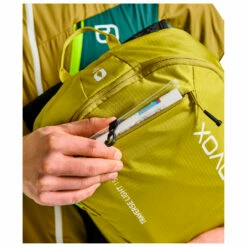 Ortovox Traverse Light 15 - Walking Backpack 16 Ortovox Traverse Light 15 - Walking Backpack -camping sale ortovox traverse light 15 walking backpack detail 5