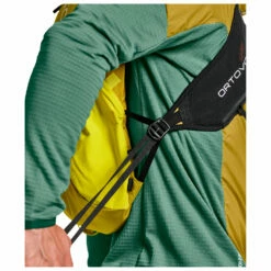 Ortovox Traverse Light 15 - Walking Backpack 17 Ortovox Traverse Light 15 - Walking Backpack -camping sale ortovox traverse light 15 walking backpack detail 6