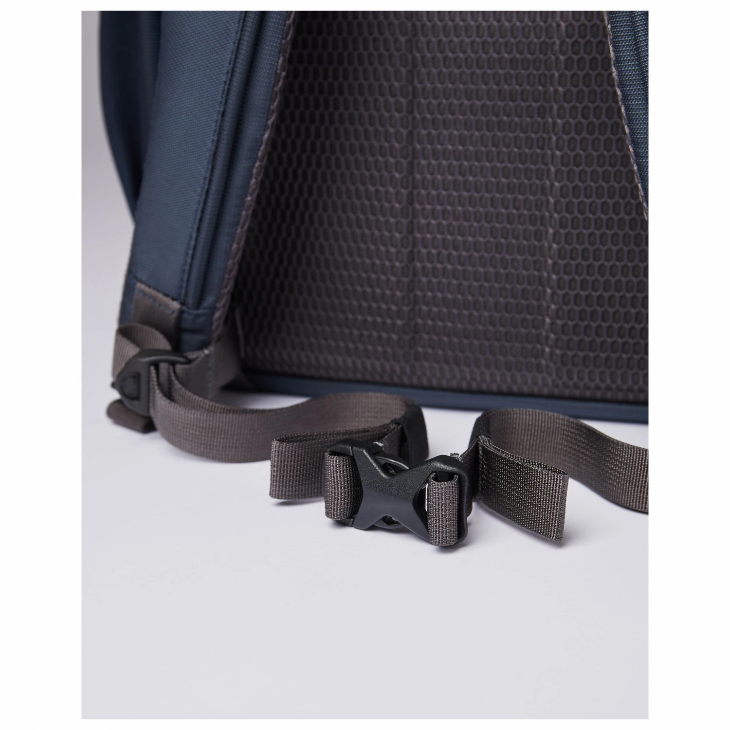 Sandqvist Valley Hike 16 + 7 - Walking Backpack 6 Sandqvist Valley Hike 16 + 7 - Walking Backpack - Image 4